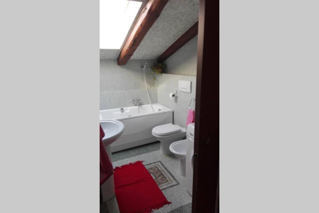 Casa Alessandra ตรีเอสเต ภายนอก รูปภาพ